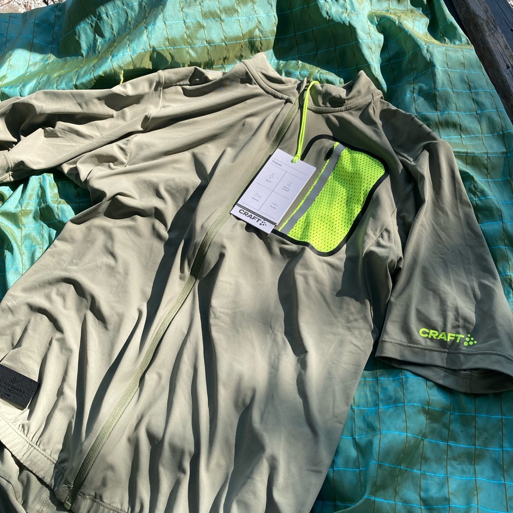 Craft.   NWT.  Nike Sz Lg